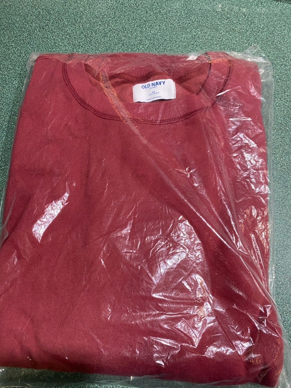 Old Navy Wine Red Crewneck Sweatshirt. Size 4X. New in package